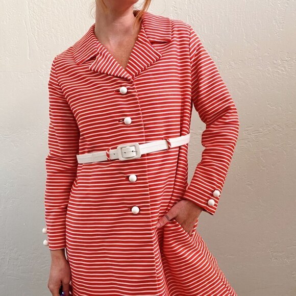 Vintage 1960's Red Striped Belted Lightweight Coat - Picture 7 of 9